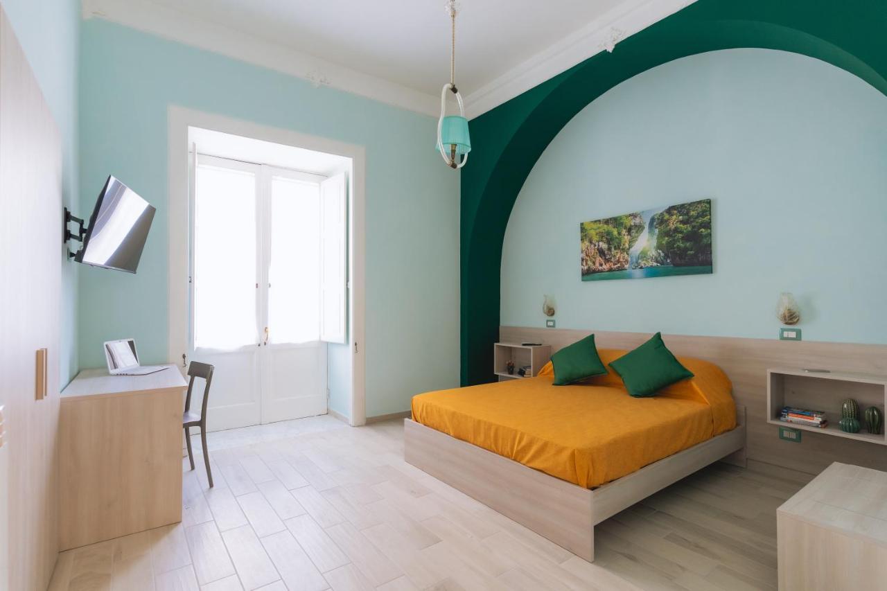 Garden View Sorrento Apartment Luaran gambar
